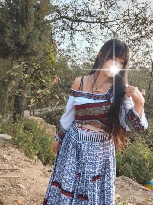  - Japonesa sensual elegante massagens prostituta en Gijón - milescorts.es